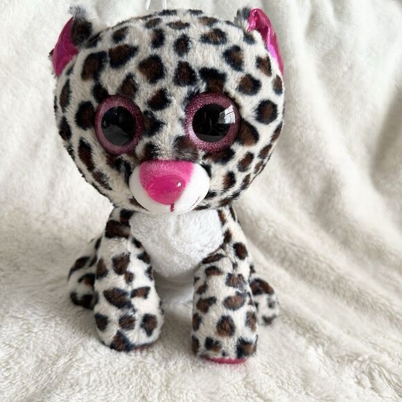 Scent Stations Big Sparkle Eye Pink Leopard Cat 9” Plush Toy - Picture 1 of 5